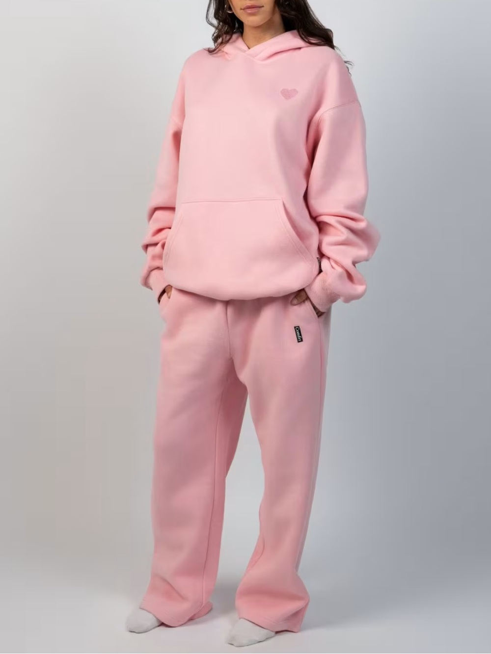Comfrt Love straight leg sweatpants